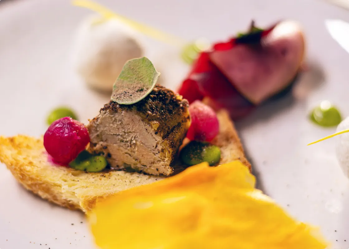 トレンドを捉え、匠の技で感動を呼び起こす